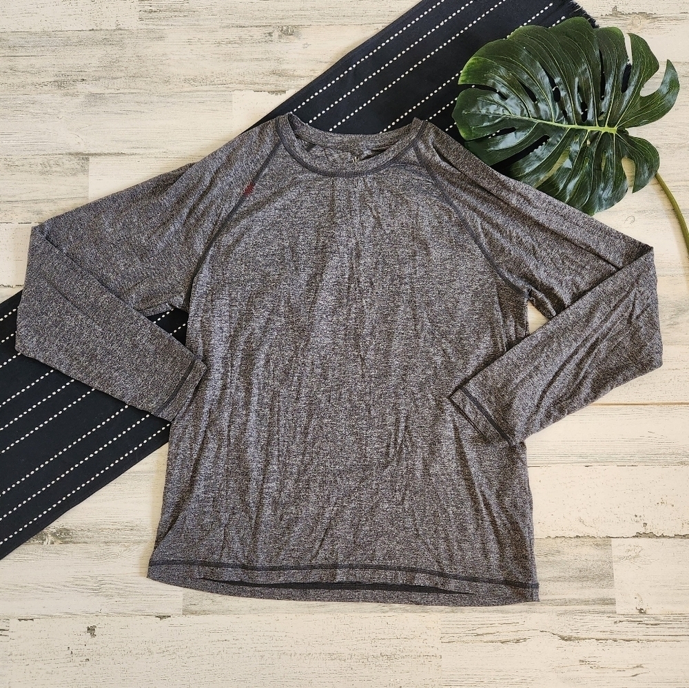 Rhone Long Sleeve Athletic T-Shirt Gray Size XL